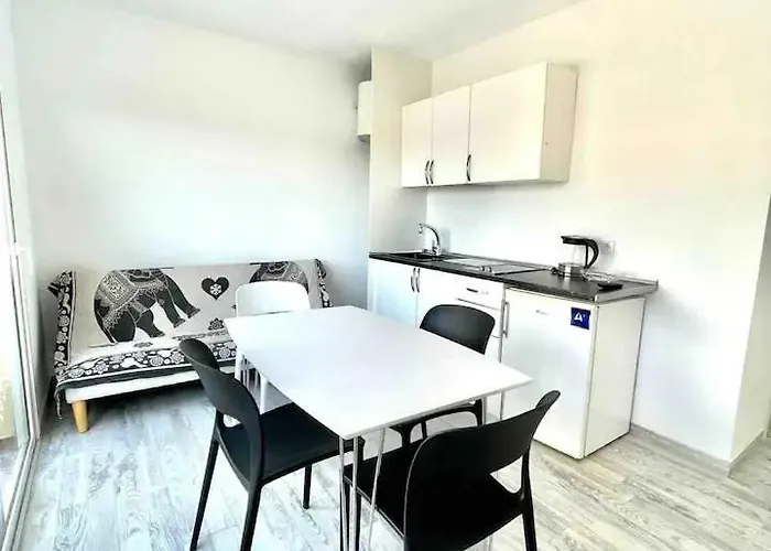 Seashell # * أذيخي